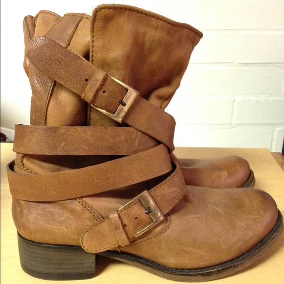 Steve Madden Brewzzer boots size 8.5