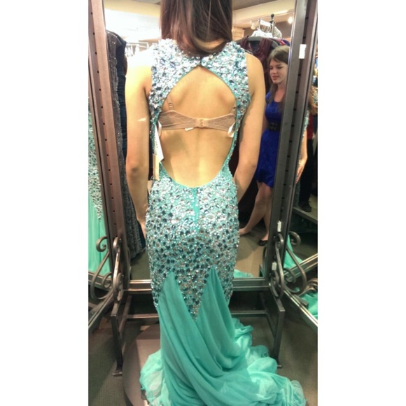 Prom Dress - Picture 3 of 3