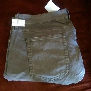 Grey denim skinny jeans.