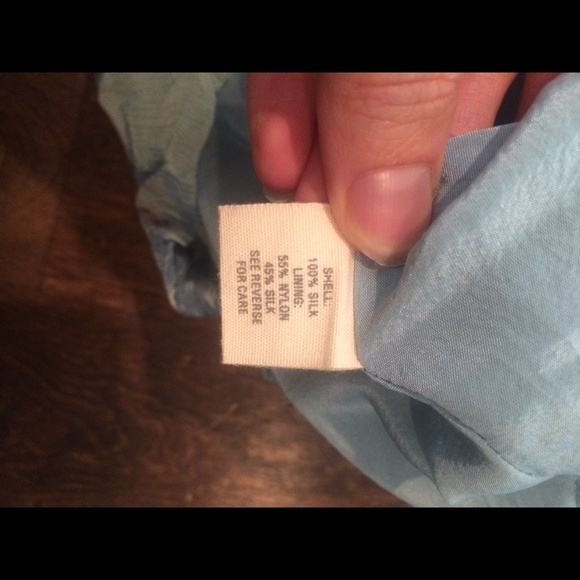 Sold!! Elizabeth and James watercolor shorts - Picture 3 of 4