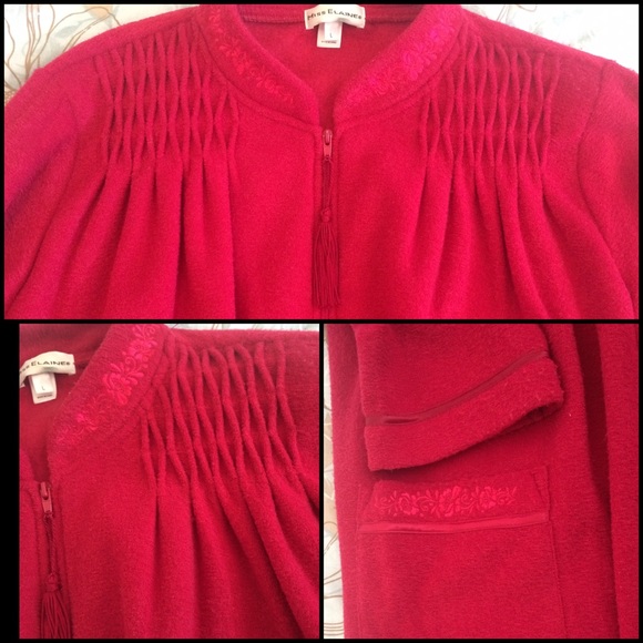 ROBE - Picture 2 of 4