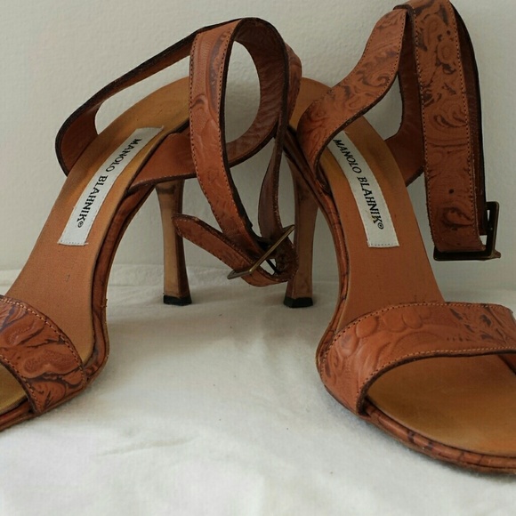 MANOLO BLAHNIK Sandals
