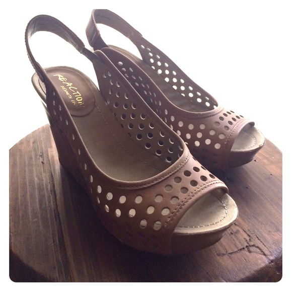 Kenneth Cole Reaction Wedge size 6.5