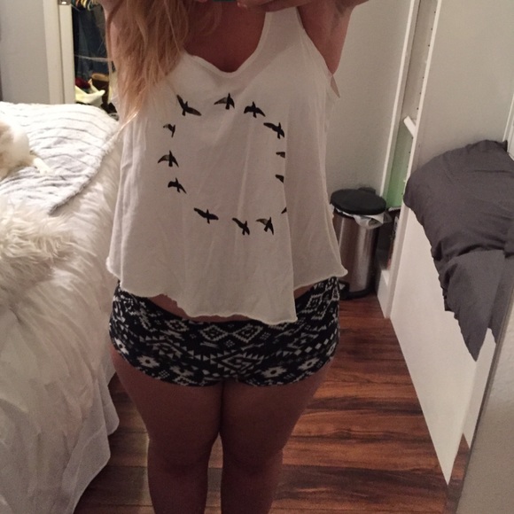 RVCA White Tank - Picture 3 of 4