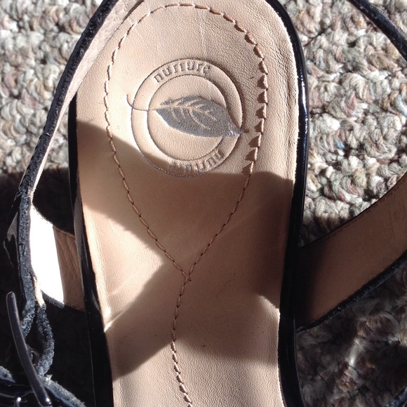 Like new nurture dress shoes