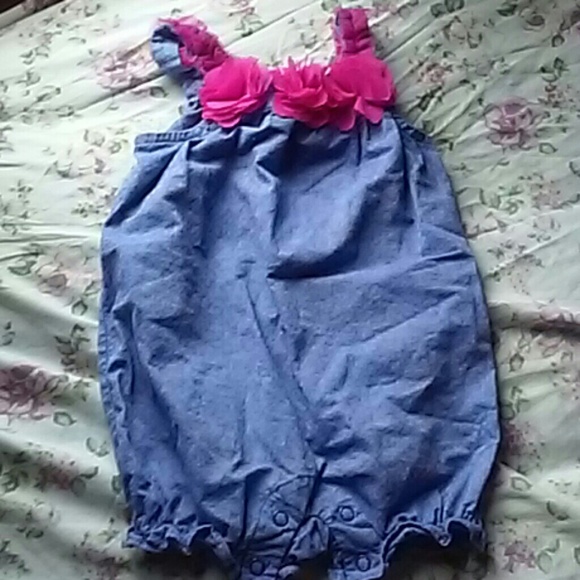 Baby clothes