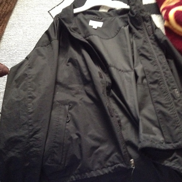 Black wind breaker