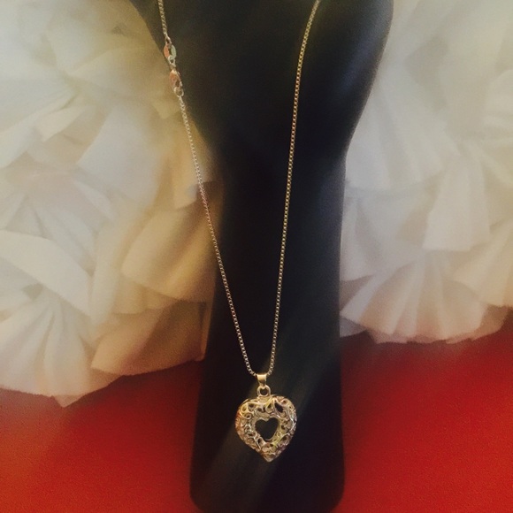 ⛔️️Clearance⛔️Heart Pendant in sterling silver - Picture 2 of 2