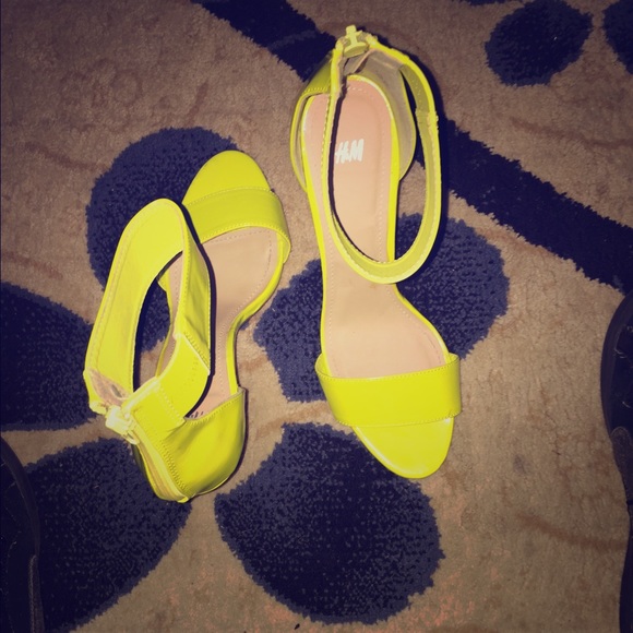 H&M Neon heels