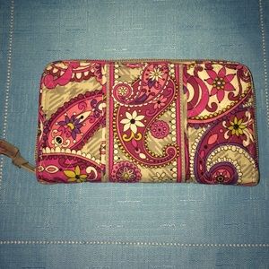 Vera Bradley Paisley Meets Plaid Accordion Wallet