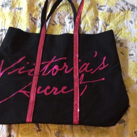 Victoria Secret Tote🎀💞💗👛new listing!🎀💕💗