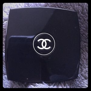 CHANEL quadra eyeshadow