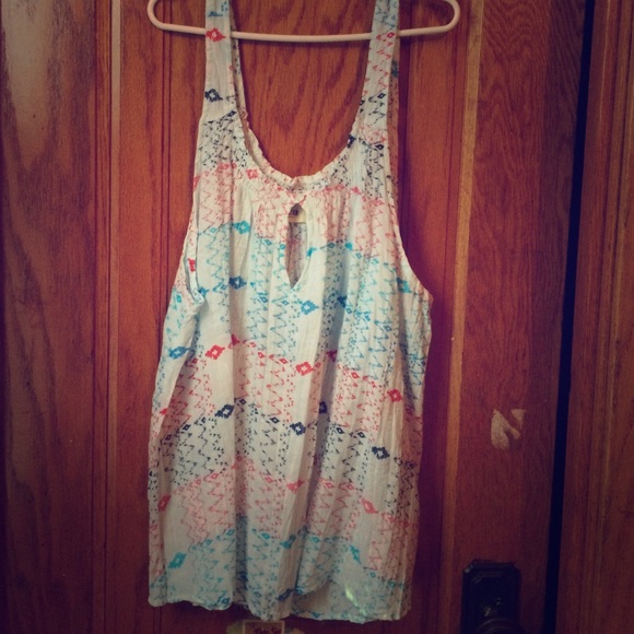 Tank top - Picture 1 of 1