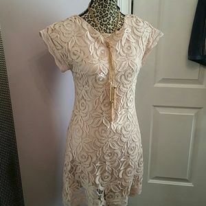 Summer Blow OUT🎉Pale pink lace dress