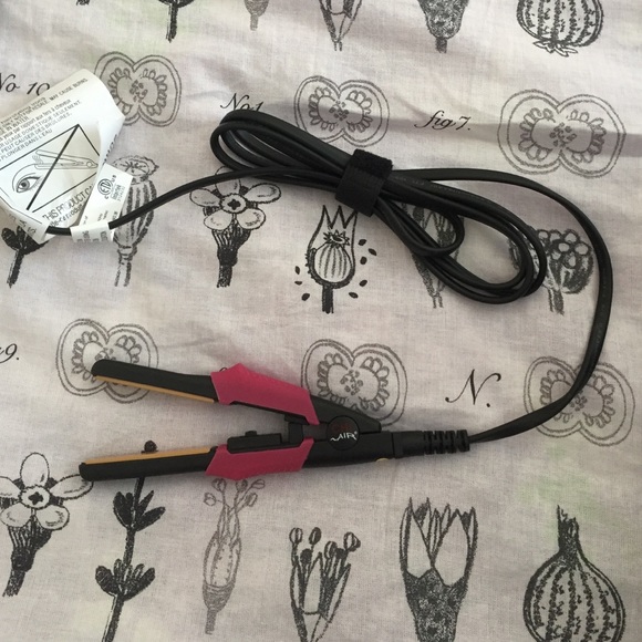 CHI Mini Straightener