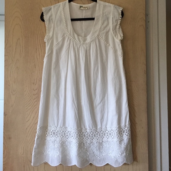 White cotton dresses 💕BUNDLE 💕