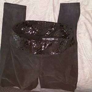 Victoria's secret PINK yoga pants M