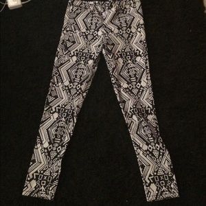 Geometric Pants (white&black)