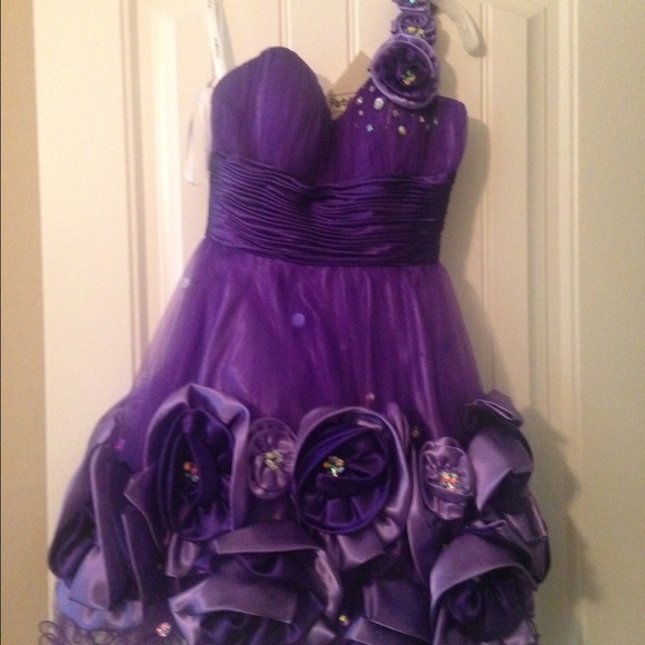 Party time short prom dress sz 0 net