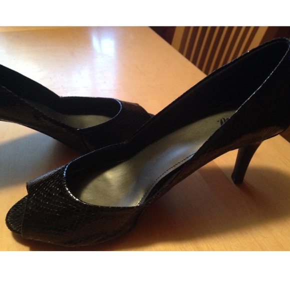 Shoes - Black Peep toe heels