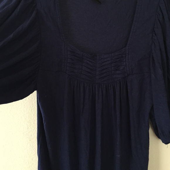 Navy Top - Picture 3 of 4