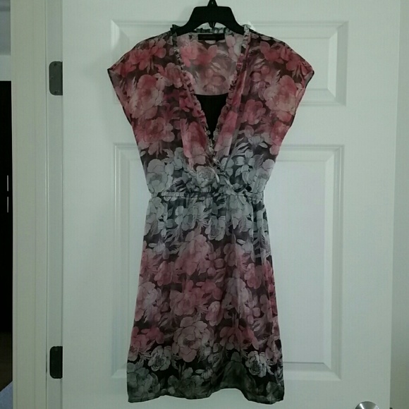 Rose and Gray Floral Sleeveless Dress - Picture 1 of 2