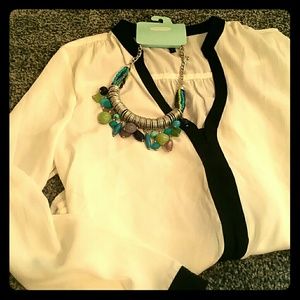 ***last day!!!*** Bright maurices necklace