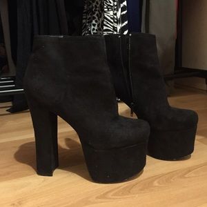Lady GAGA booties ❤️