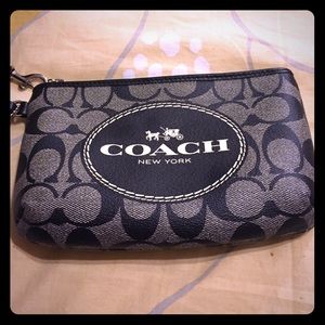 BRAND NEW Coach wristlet