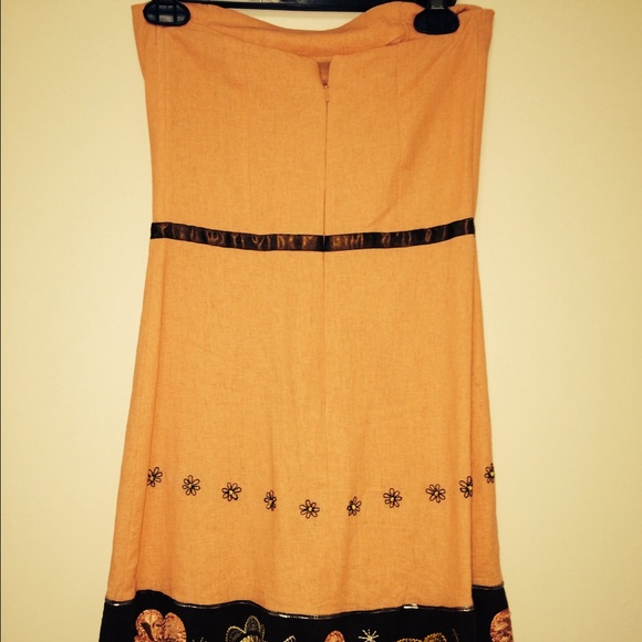 Dress - Picture 2 of 3