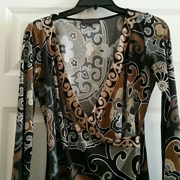 Gray/Tan/Black Paisely Bell-Sleeved Dress - Picture 2 of 2