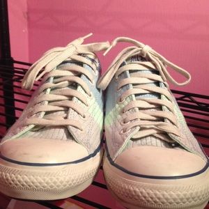 Unisex Blue and green converse