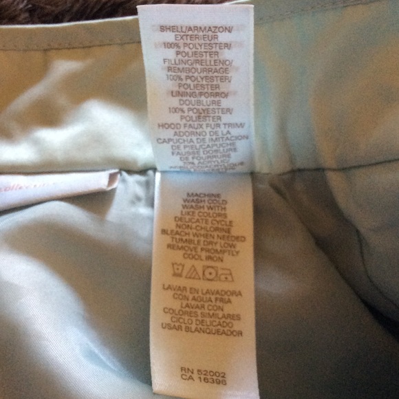 Sea foam green, zip up vest with fur trimmed hood - Picture 2 of 2