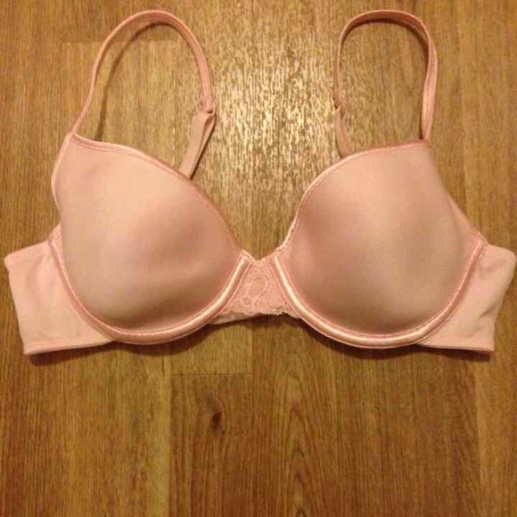 FLASH SALE⚡️ANGELS...VS BRA 💜❤️💙