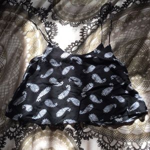 Brandy Melville paisley top