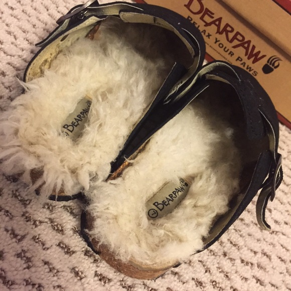 SOLD! Black Bearpaw Suede Uppers 💖RARE FIND - Picture 2 of 4