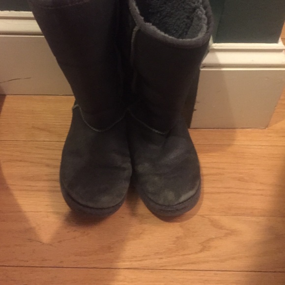 Tall charcoal ugg boots
