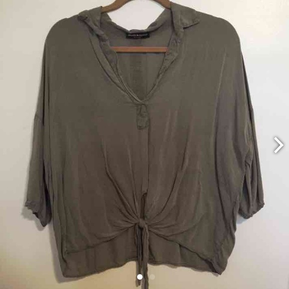 Brandy Melville blouse