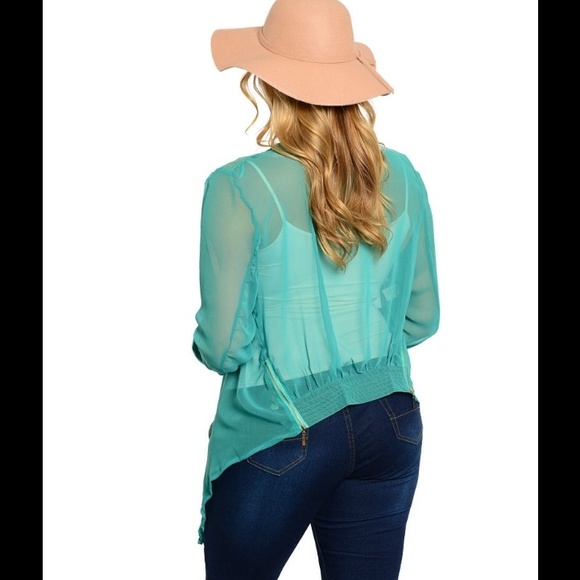 Cute Green sheer top - Picture 2 of 2