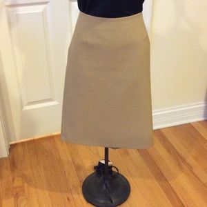Beige pencil skirt