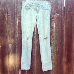 👖American Eagle Jeans - Light Blue, Ripped Knees