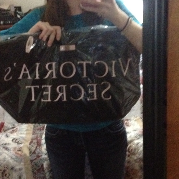 🔴Traded🔴 Victoria's Secret Tote - Picture 2 of 4