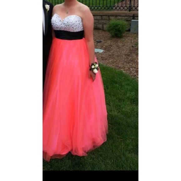 💠PROM DRESS💠 - Picture 2 of 2