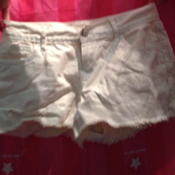 A pair of shorts( woman's)