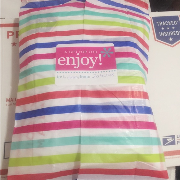 Shipped - Picture 1 of 1