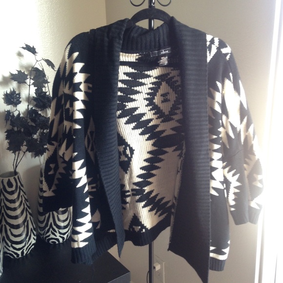 B&W Big Cardigan