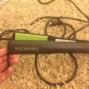 Paul Mitchell straightener