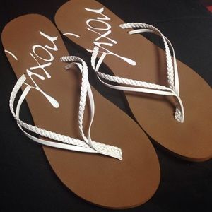 Roxy flip flops cute summer