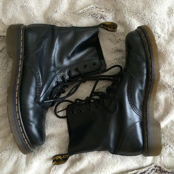 Dr. Martens Shoes - Black Dr. Martens docs 7