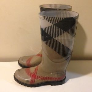 Burberry check rain boots size 38